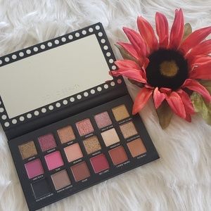 Eyeshadow Palette